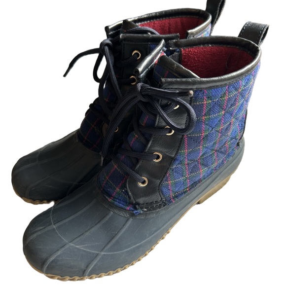 Tommy Hilfiger Blue Plaid Duck Boots – Women’s Size 9, Waterproof Winter Boots - Picture 2 of 8